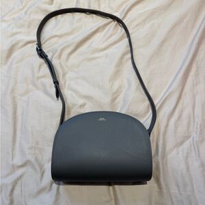 APC Demi lune bag in grey